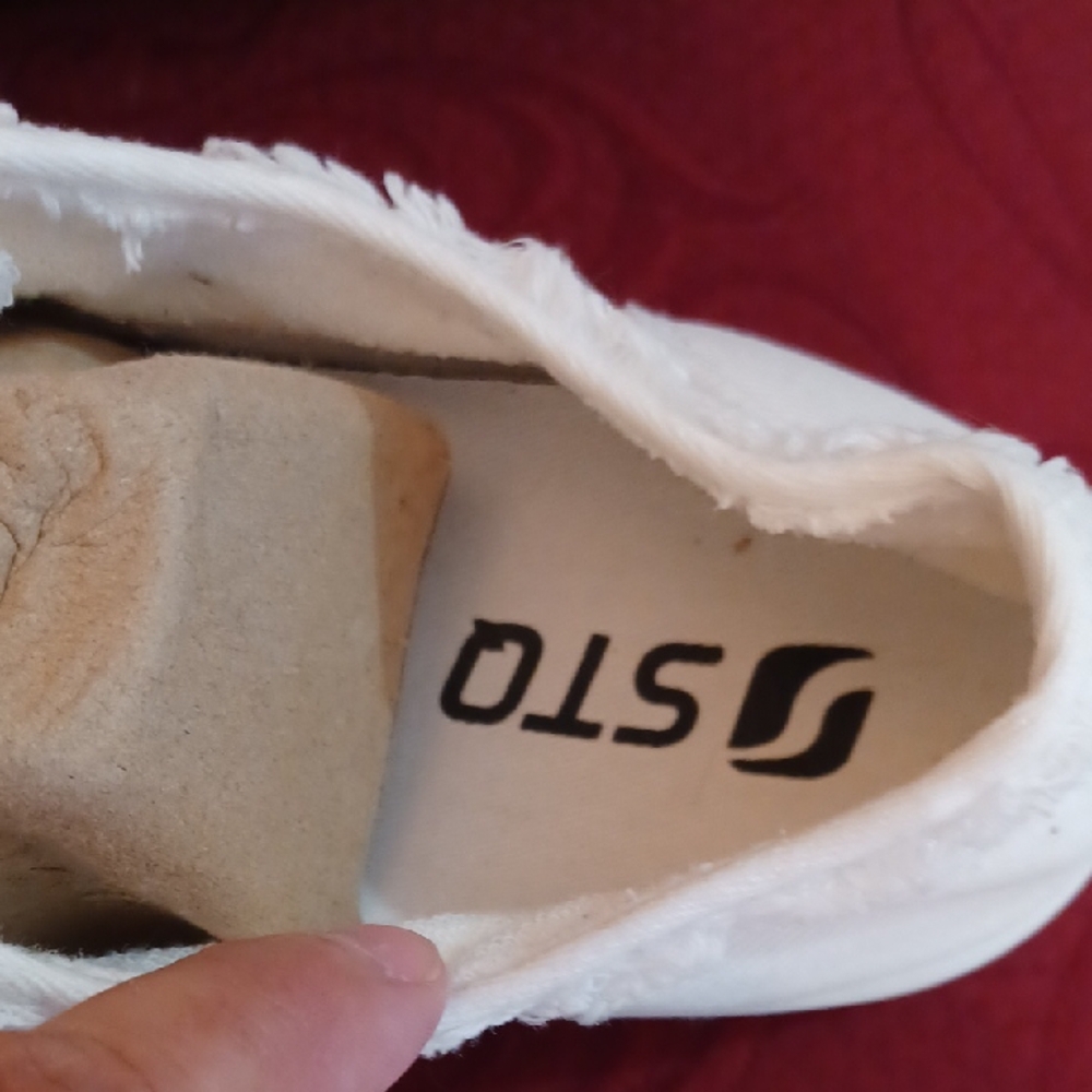 STQ White Sneakers for Women - Picture 5 of 7
